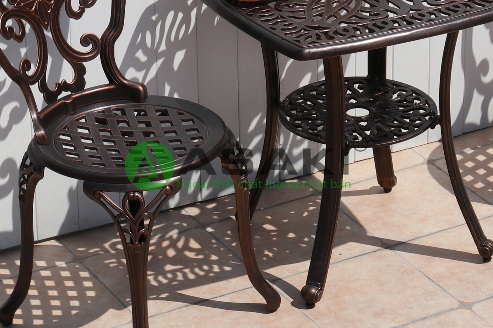 Bộ bàn ghế sân vườn nhập khẩu cao cấp ZXM062FK043 phần chân ghế và chân bàn