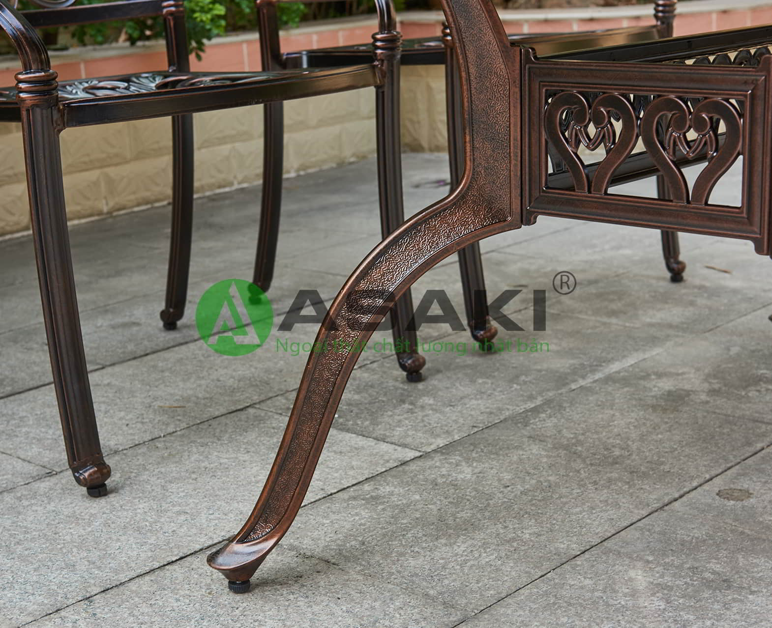 Bộ bàn ghế sân vườn hợp kim nhôm cao cấp ZXM15014FK085 phần chân bàn